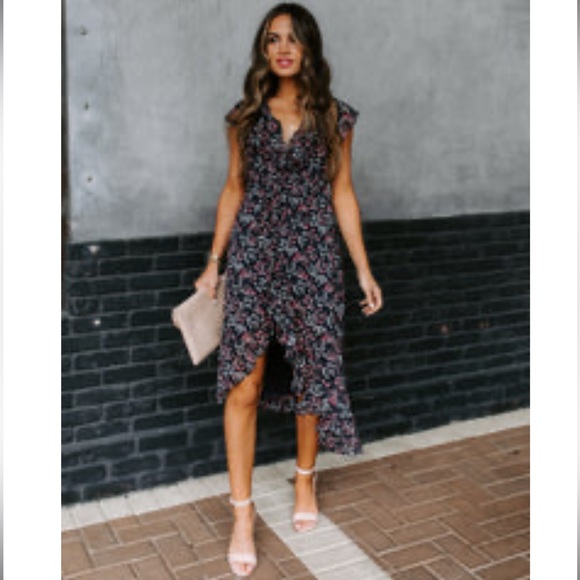 Vici collection. Navy blue and floral pattern high low dress NWT - Picture 6 of 6